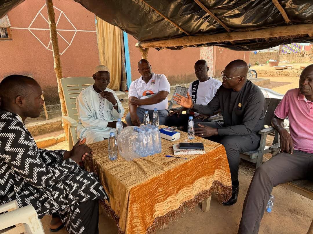 L’Honorable Penawelfa Karim Ouattara au contact des électeurs - image 1